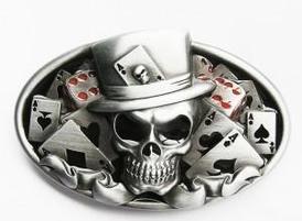 Hebilla-para-cinturon-con-dados-y-cartas-de-poker-y-una-calavera_1_