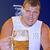 Daniel_mit_bier_3